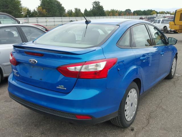 1FADP3F27DL177498 - 2013 FORD FOCUS BLUE photo 4