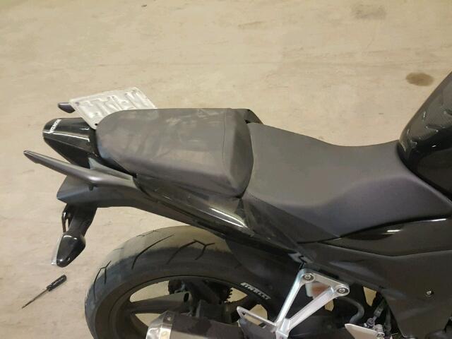 MLHNC5212G5200033 - 2016 HONDA CB300 BLACK photo 6