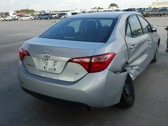 5YFBURHE4HP570568 - 2017 TOYOTA COROLLA L SILVER photo 4