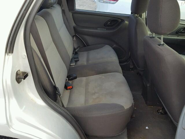 1FMYU02154KA44725 - 2004 FORD ESCAPE GRAY photo 6