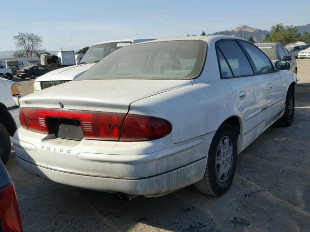 2G4WB52K621151296 - 2002 BUICK REGAL LS WHITE photo 4