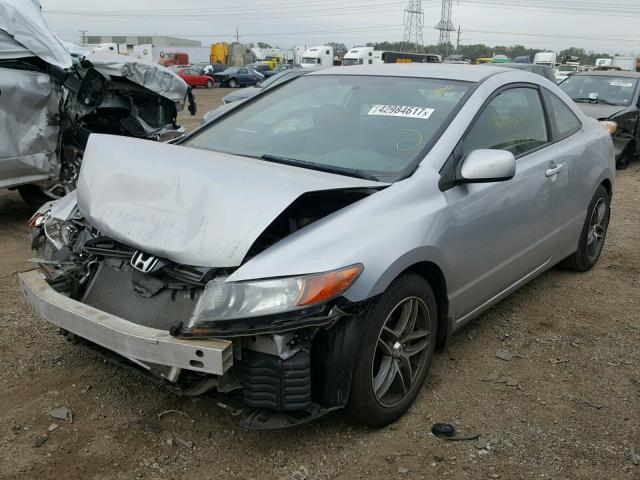 2HGFG12678H578828 - 2008 HONDA CIVIC SILVER photo 2