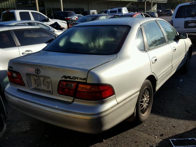 4T1BF18B2XU342115 - 1999 TOYOTA AVALON SILVER photo 4