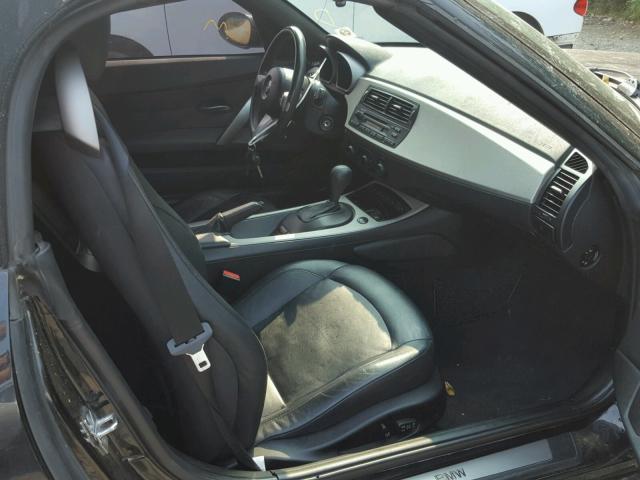 4USBT33525LS56231 - 2005 BMW Z4 2.5 BLACK photo 5