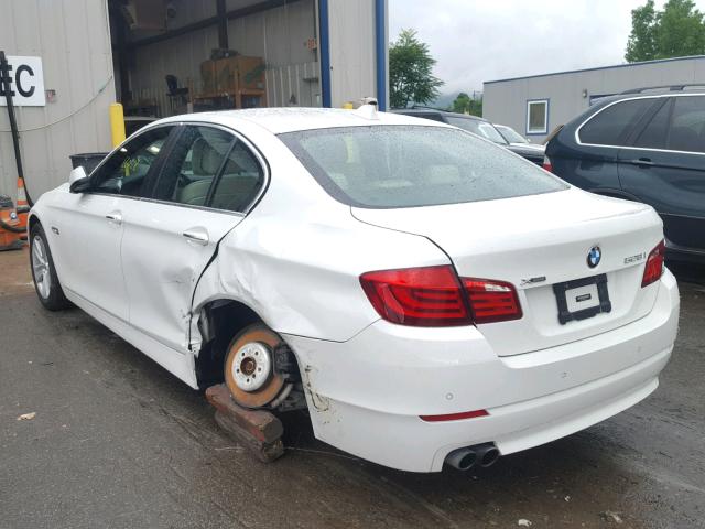 WBAXH5C59DD110150 - 2013 BMW 528 XI WHITE photo 3