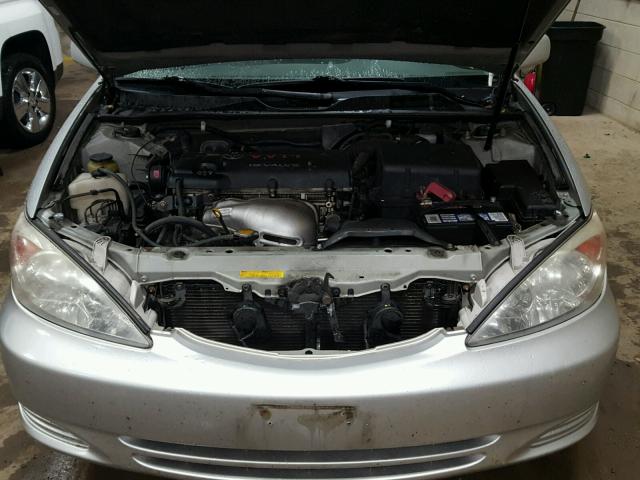 4T1BE30K92U605414 - 2002 TOYOTA CAMRY LE SILVER photo 7