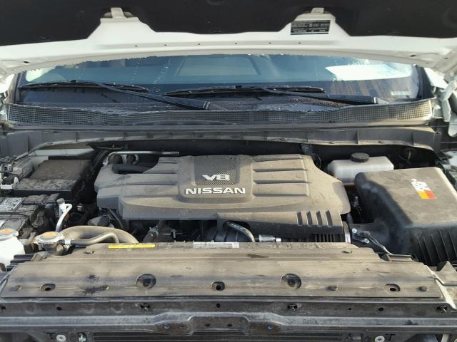 1N6AA1E57HN574313 - 2017 NISSAN TITAN SV WHITE photo 7