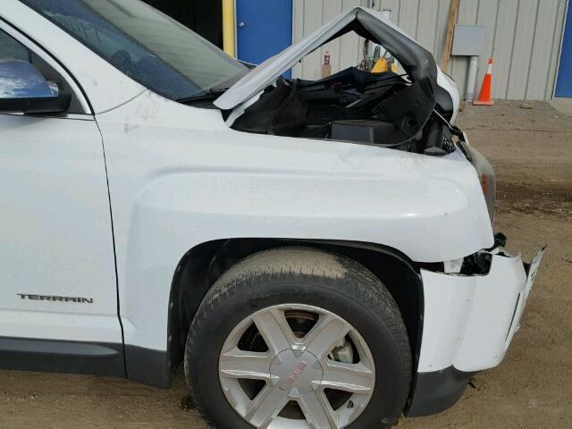 2CTALHEW9A6239289 - 2010 GMC TERRAIN SL WHITE photo 9