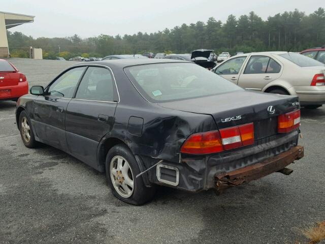 JT8BF22G8V0075788 - 1997 LEXUS ES 300 BLACK photo 3