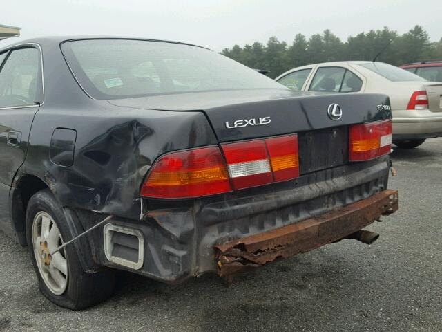 JT8BF22G8V0075788 - 1997 LEXUS ES 300 BLACK photo 9