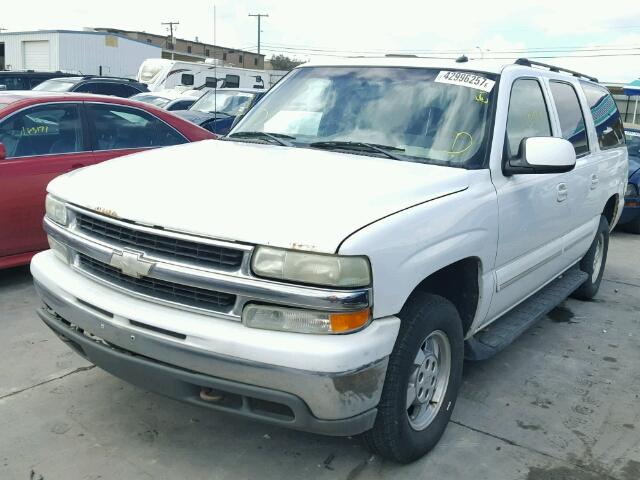 3GNFK16Z73G160139 - 2003 CHEVROLET SUBURBAN K WHITE photo 2