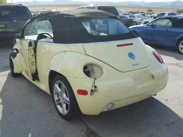 3VWCD31Y85M306095 - 2005 VOLKSWAGEN NEW BEETLE 黄色 照片 3