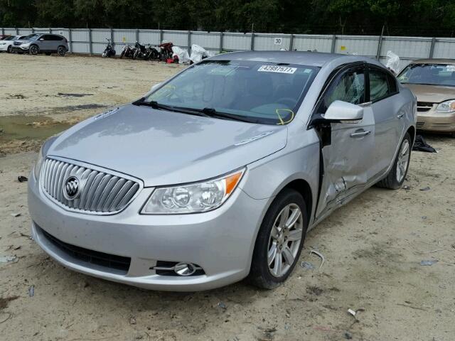 1G4GC5EG6AF133896 - 2010 BUICK LACROSSE SILVER photo 2