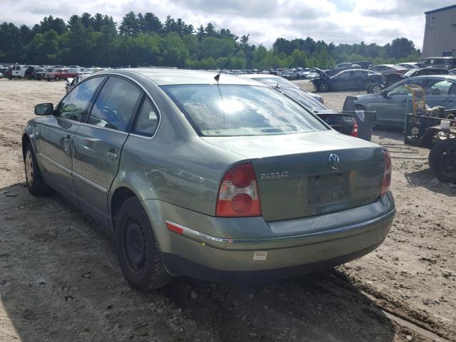 WVWPD63B32P247669 - 2002 VOLKSWAGEN PASSAT GLS GREEN photo 3