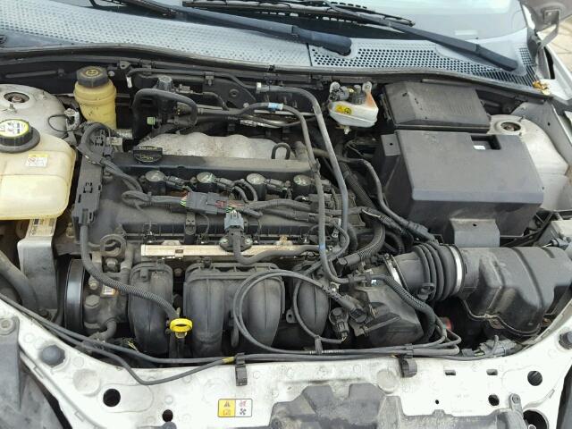 1FAFP34N85W289653 - 2005 FORD FOCUS ZX4 SILVER photo 7