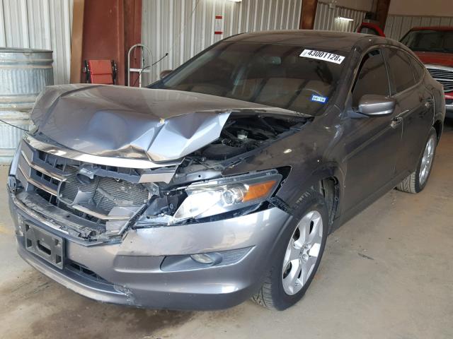 5J6TF1H56AL011368 - 2010 HONDA ACCORD CRO SILVER photo 2