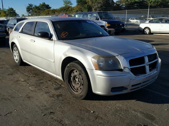 2D4FV47TX6H381379 - 2006 DODGE MAGNUM SE SILVER photo 1