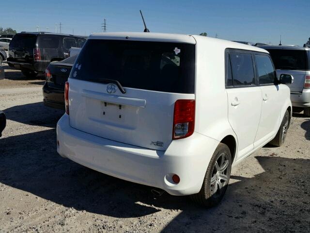 JTLZE4FE9CJ020754 - 2012 TOYOTA SCION XB WHITE photo 4