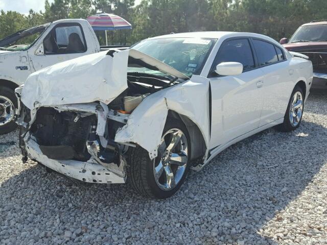 2C3CDXHGXEH362887 - 2014 DODGE CHARGER WHITE photo 2