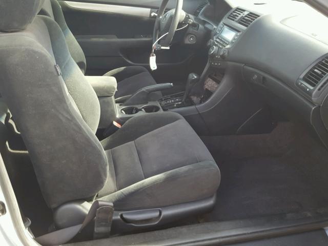 1HGCM72575A019599 - 2005 HONDA ACCORD SILVER photo 5