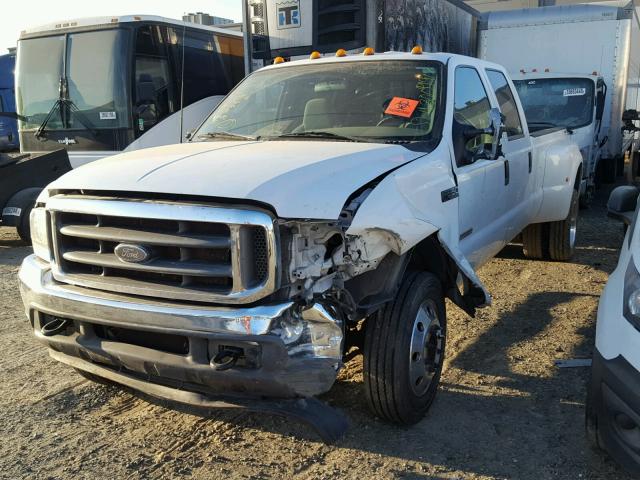 1FDAW56P83EC66700 - 2003 FORD F550 SUPER WHITE photo 2