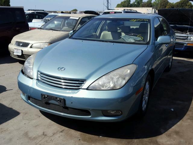 JTHBF30GX20069043 - 2002 LEXUS ES BLUE photo 2