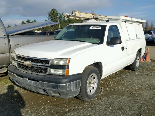 1GCEC14X07Z148911 - 2007 CHEVROLET SILVERADO WHITE photo 2