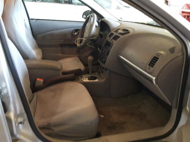 1G1ZT54814F138816 - 2004 CHEVROLET MALIBU LS ვერცხლისფერი ფოტო 5