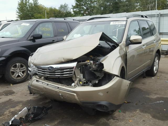 JF2SH63609H740944 - 2009 SUBARU FORESTER TAN photo 2