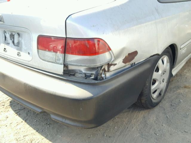 1HGEJ8144YL130930 - 2000 HONDA CIVIC EX SILVER photo 9