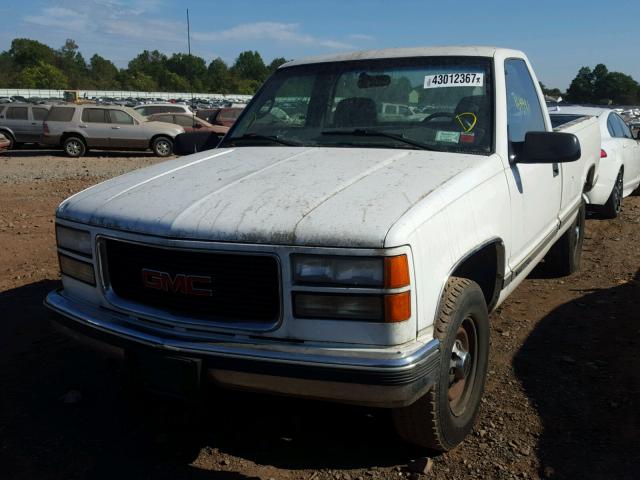 1GTGC24R1XR703784 - 1999 GMC SIERRA C25 WHITE photo 2