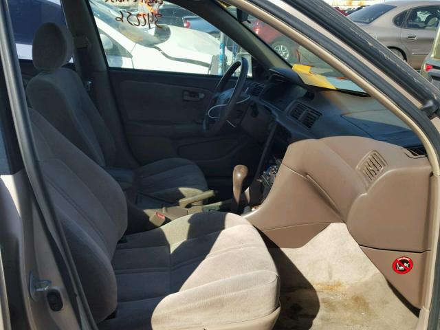 4T1BG22K7VU751168 - 1997 TOYOTA CAMRY CE GOLD photo 5