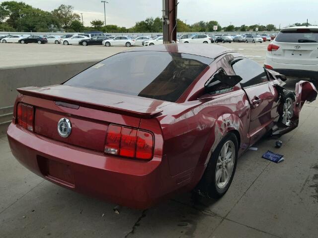 1ZVFT80N475296288 - 2007 FORD MUSTANG MAROON photo 4