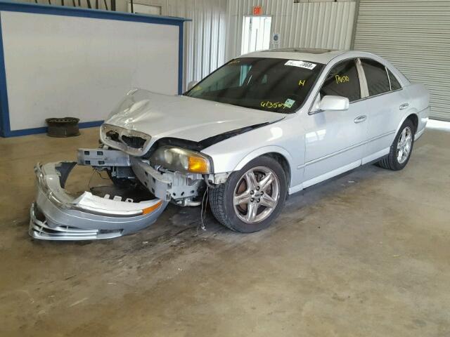 1LNHM87A12Y613507 - 2002 LINCOLN LS ვერცხლისფერი ფოტო 2