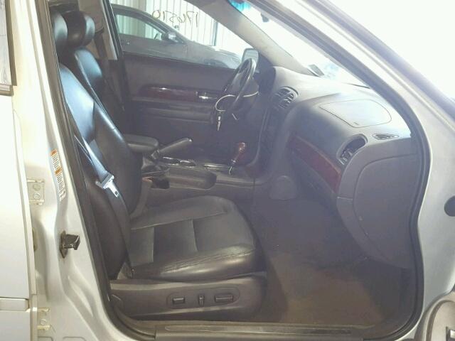 1LNHM87A12Y613507 - 2002 LINCOLN LS ვერცხლისფერი ფოტო 5