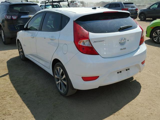 KMHCU5AE8GU249248 - 2016 HYUNDAI ACCENT SPO WHITE photo 3