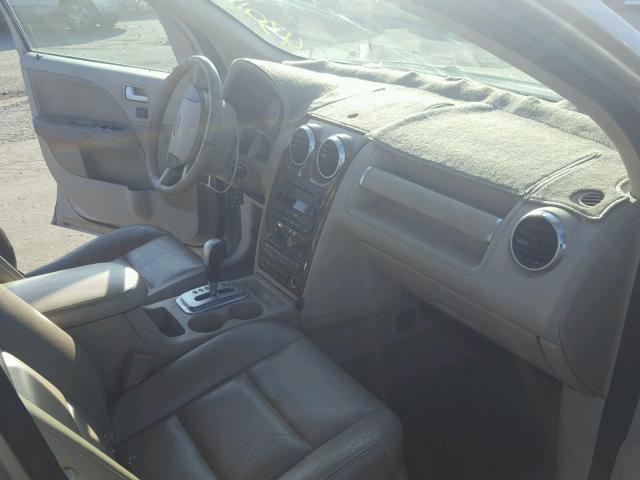 1FMZK06105GA20860 - 2005 FORD FREESTYLE BEIGE photo 5