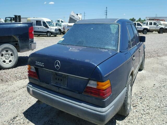 WDBEA30D4GA098041 - 1986 MERCEDES-BENZ 300 E BLUE photo 4