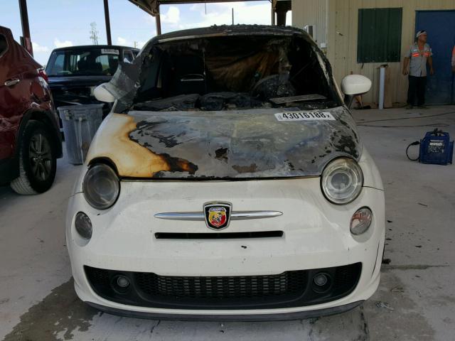 3C3CFFFHXDT754385 - 2013 FIAT 500 ABARTH WHITE photo 6