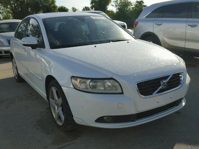 YV1MS382982365516 - 2008 VOLVO S40 2.4I WHITE photo 1