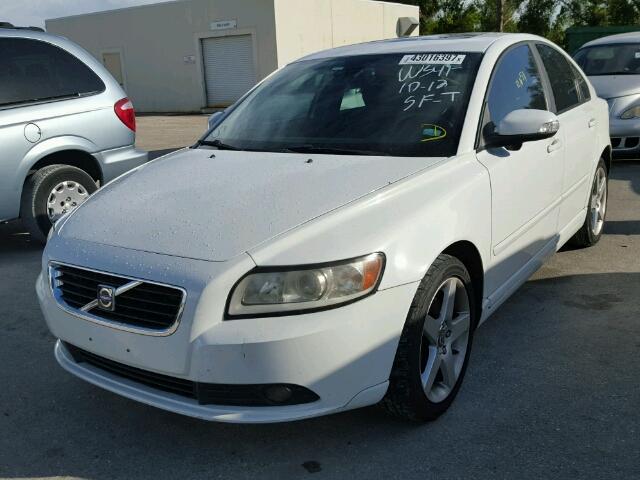 YV1MS382982365516 - 2008 VOLVO S40 2.4I WHITE photo 2