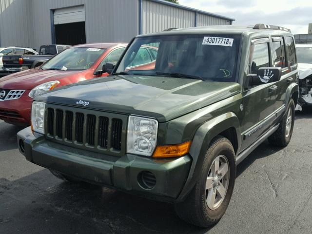 1J8HG48N66C310644 - 2006 JEEP COMMANDER GREEN photo 2