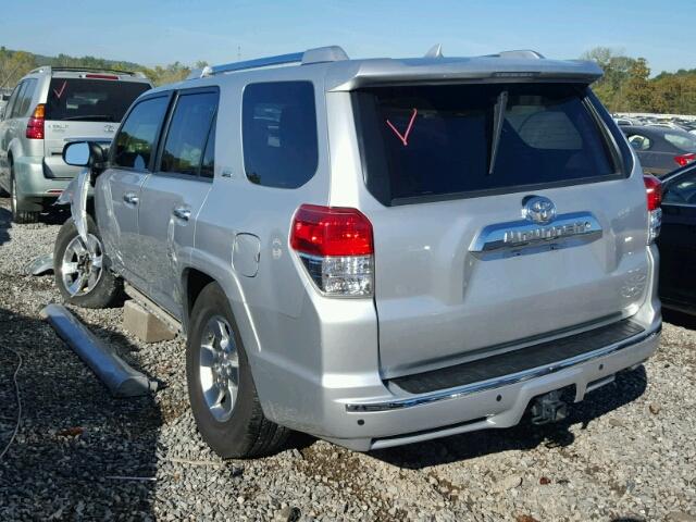 JTEZU5JR7D5060996 - 2013 TOYOTA 4RUNNER SILVER photo 3