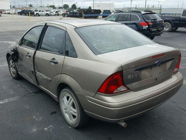 1FAFP34364W103461 - 2004 FORD FOCUS SE C GOLD photo 3