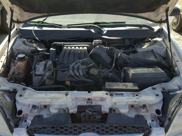 1FAFP52201A185606 - 2001 FORD TAURUS WHITE photo 7