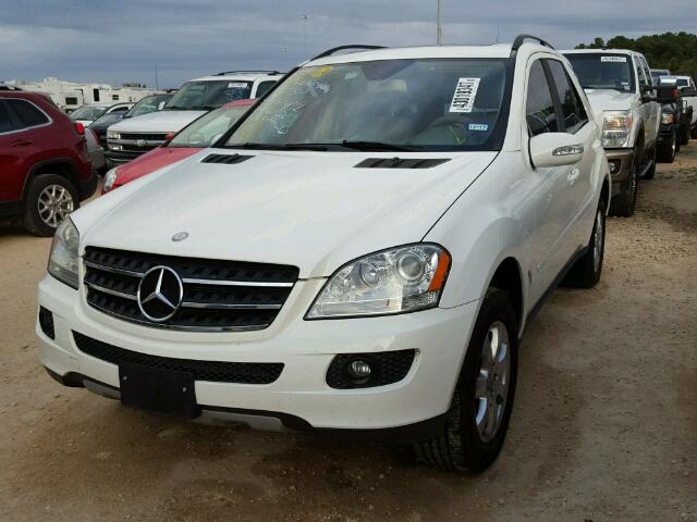 4JGBB86E47A211870 - 2007 MERCEDES-BENZ ML WHITE photo 2