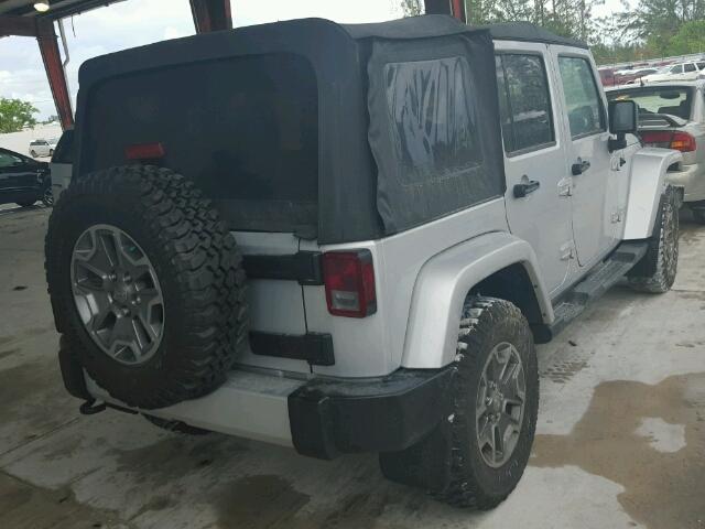 1J4HA5H13BL633095 - 2011 JEEP WRANGLER U SILVER photo 4