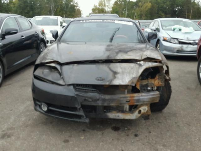 KMHHN65F13U058745 - 2003 HYUNDAI TIBURON BLACK photo 9