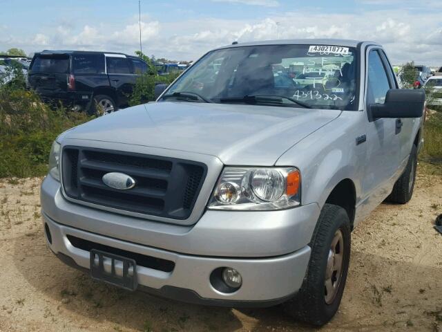 1FTRF12277NA39322 - 2007 FORD F150 SILVER photo 2