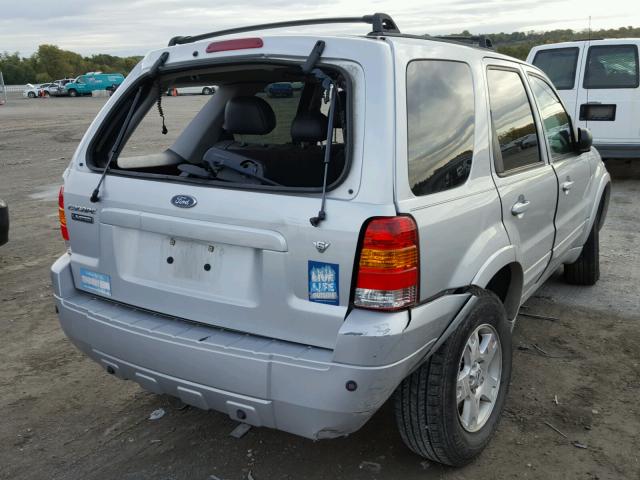 1FMYU94197KA11832 - 2007 FORD ESCAPE SILVER photo 4